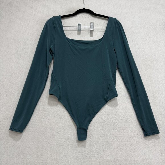 Lululemon Tops - Lululemon Bodysuit Womens Small Green Long Sleeve Scoop Neck Snap Closure Top